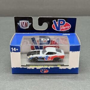 M2 Machines Detroit Muscle Series 70 : VP Racing 1970 Nissan Fairlady Z432 R70